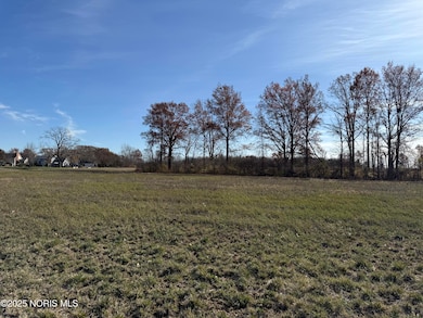 139 Coach House Loop, Bowling Green, OH 43402 - photo 3