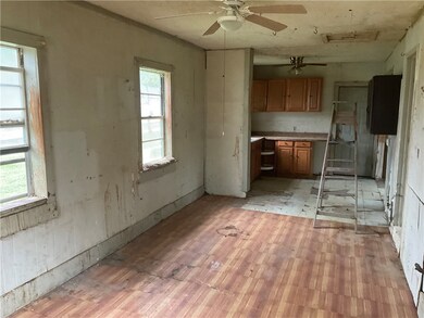 517 Mcknight Ave, West Fork, AR 72774 - photo 6