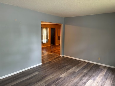 5922 Southcrest Rd, Fort Wayne, IN 46816 - photo 5