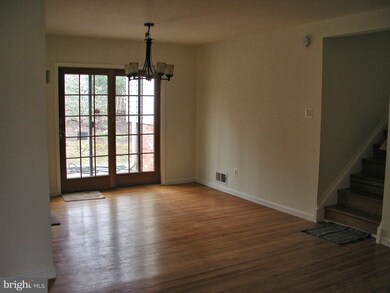 8311 Greeley Blvd, Springfield, VA 22152 - photo 3