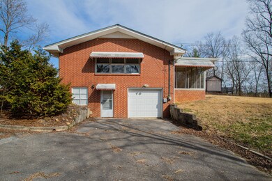 610 Adams St, Manchester, TN 37355 - photo 4