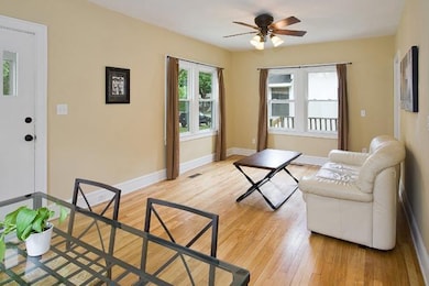 891 21st Ave SE, Minneapolis, MN 55414 - photo 2