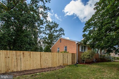 6105 Parkview Ln, Clinton, MD 20735 - photo 7
