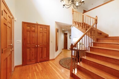 62 Whisper Dr, Worcester, MA 01609 - photo 2