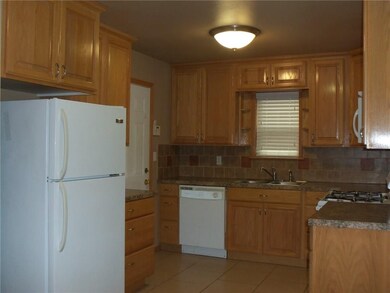 1220 Monroe Dr, Shawnee, OK 74804 - photo 5