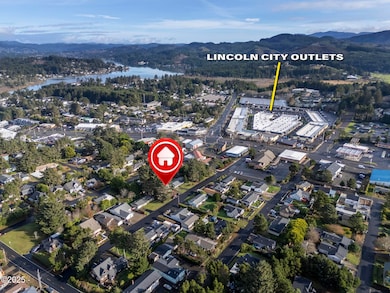 1111 SW 13th St, Lincoln City, OR 97367 - photo 6