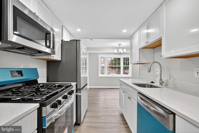 7419 Larne Ln, Lorton, VA 22079 - photo 4