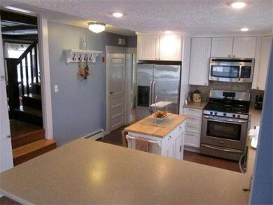 32 Calumet St, Quincy, MA 02170 - photo 3