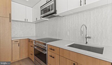 10511 Strathmore Hall St unit 3B-3A-301, North Bethesda, MD 20852 - photo 7