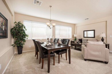 014_Formal Dining
