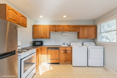 2202 Flicker Ln, Rolling Meadows, IL 60008 - photo 5
