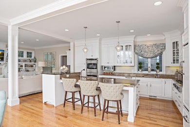 429 Monomoscoy Rd, Mashpee, MA 02649 - photo 4