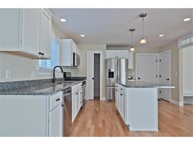 15 Fuller St, Portland, ME 04103 - photo 6