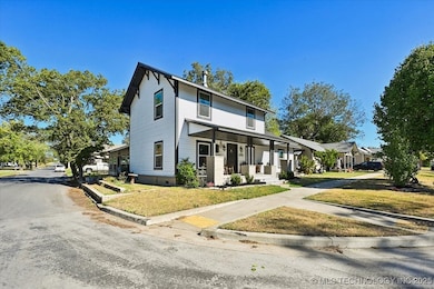 321 W Bryan Ave, Sapulpa, OK 74066 - photo 2