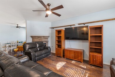 3824 Gessner Dr, Denton, TX 76210 - photo 4