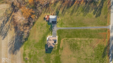 11005 N County Road 425 E, Hope, IN 47246 - photo 2