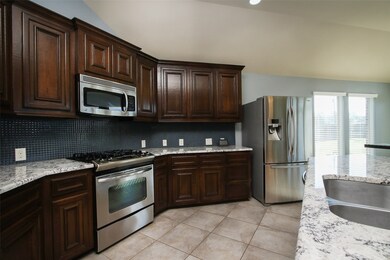 31802 Oak Thicket Ct, Conroe, TX 77385 - photo 3