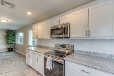 Kitchen (4)-SMALL