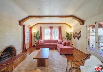 1522 Pandora Ave, Los Angeles, CA 90024 - photo 4