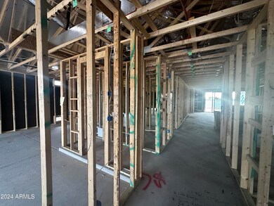 04- Interior