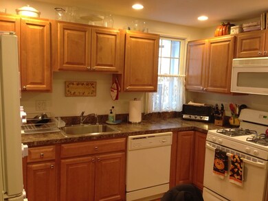 8 Verndale St unit 1, Brookline, MA 02446 - photo 3