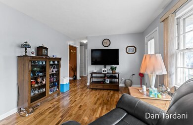 2080PhiloAve-8LoRes