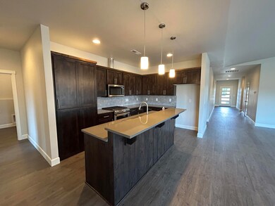 4890 SW Yew Place unit 10, Redmond, OR 97756 - photo 7