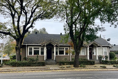 904 W Park St, Stockton, CA 95203 - photo 2