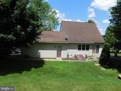 7290 Us Highway 522 N, Mc Clure, PA 17841 - photo 4