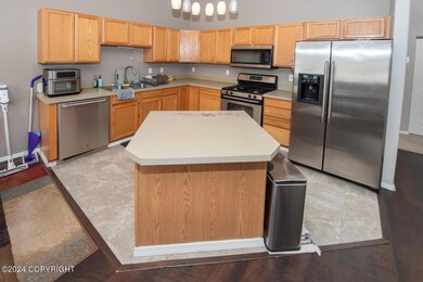 7470 Meadow St unit 6E, Anchorage, AK 99507 - photo 6