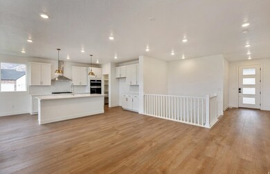 1033 E 250 S unit 18, Salem, UT 84653 - photo 4