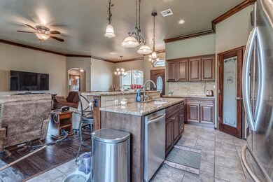 Open floor plan kitchen w/ breakfast nook and Living area