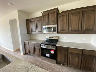 144 Llanos Dr, Decatur, TX 76234 - photo 6