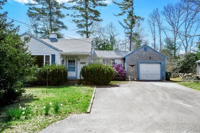 8 Crapo St, Marion, MA 02738 - photo 2