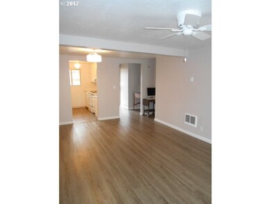 Living Room/Dining Room