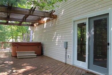 752 Salisbury Rd, Hendersonville, NC 28792 - photo 3