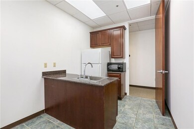 4736 W Napoleon Ave unit 201, Metairie, LA 70001 - photo 5