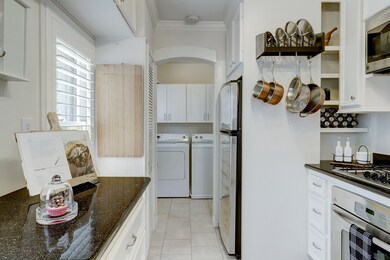 4002 Oak Ridge St, Houston, TX 77009 - photo 7