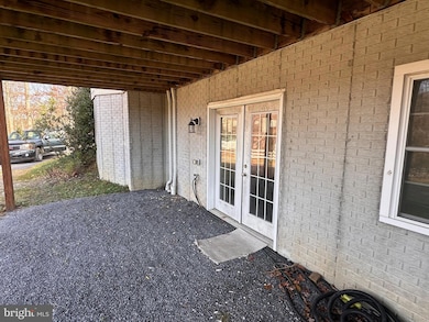 22 Silverhill Ln, Berkeley Springs, WV 25411 - photo 2