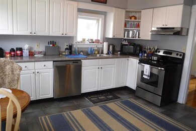 5 Osgood Ave, Claremont, NH 03743 - photo 4