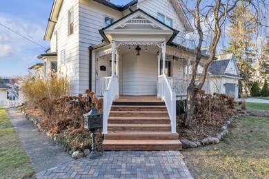 604 N State St, Howell, MI 48843 - photo 4