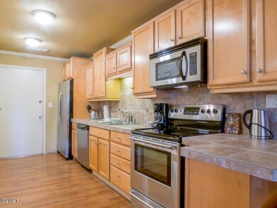 Inn at Otter Crest 302-303