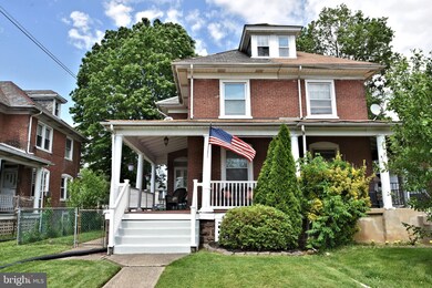 329 W 7th St, Lansdale, PA 19446 - photo 2