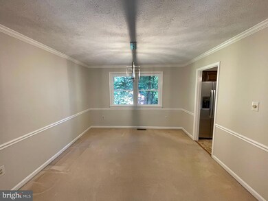 4185 Waterway Dr, Dumfries, VA 22025 - photo 6