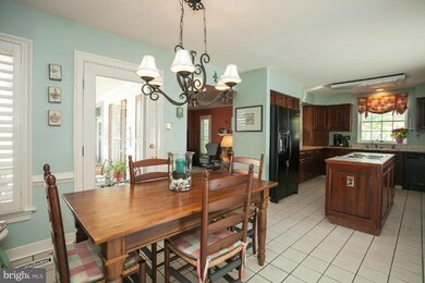 2 Shady Brook Ct, Lutherville Timonium, MD 21093 - photo 4