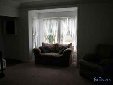 6-Living Room