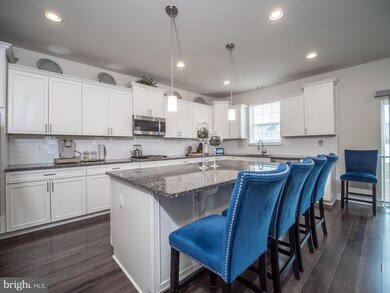 5467 Dundee Ln, White Plains, MD 20695 - photo 7