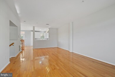 20833 Shamrock Glen Cir, Germantown, MD 20874 - photo 7