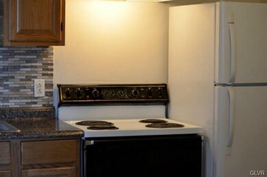 217 N 16th St, Allentown, PA 18102 - photo 5