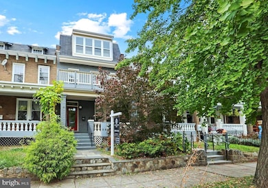 1732 Bay St SE unit 1, Washington, DC 20003 - photo 2